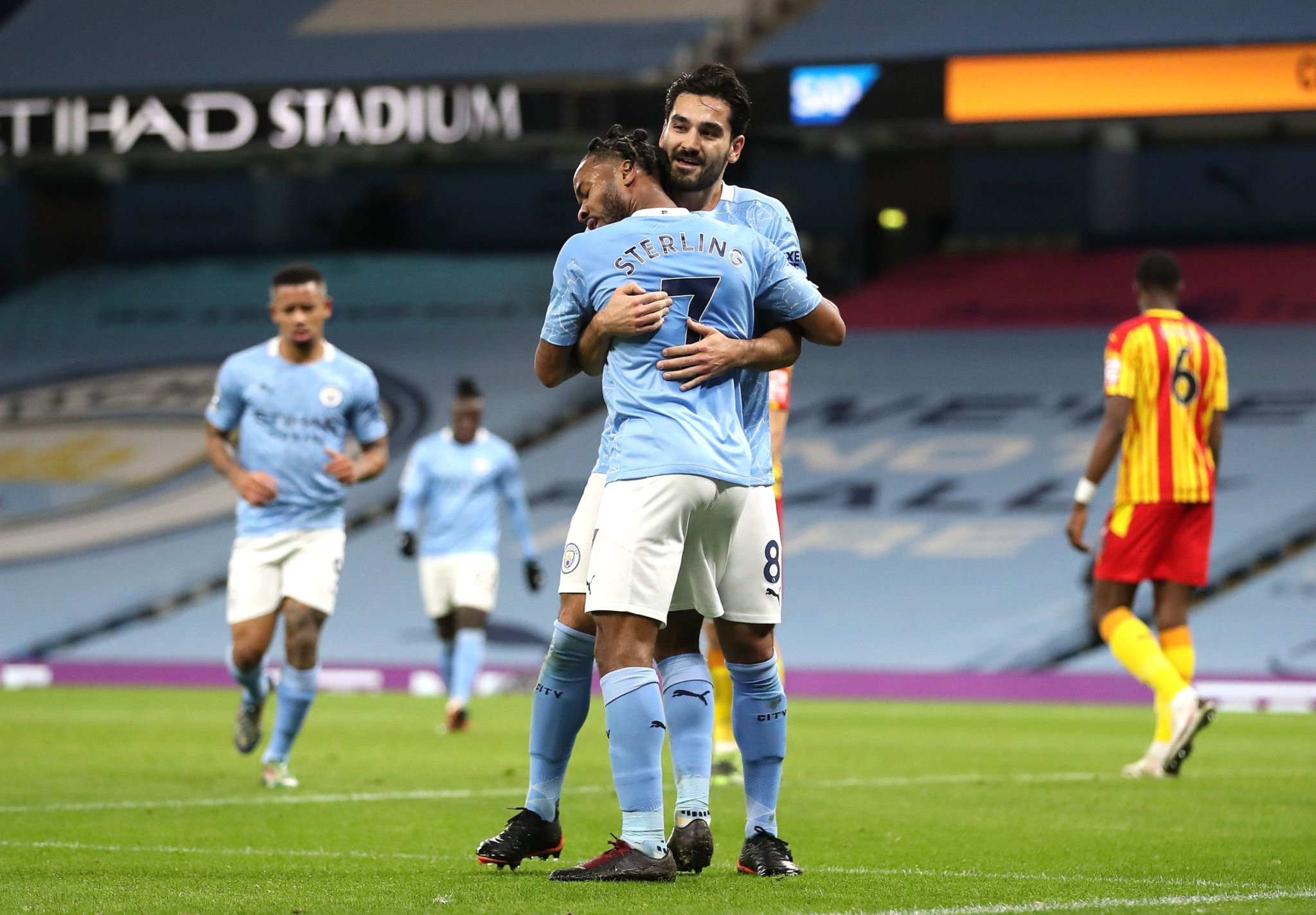 还要展现地 还要展现地